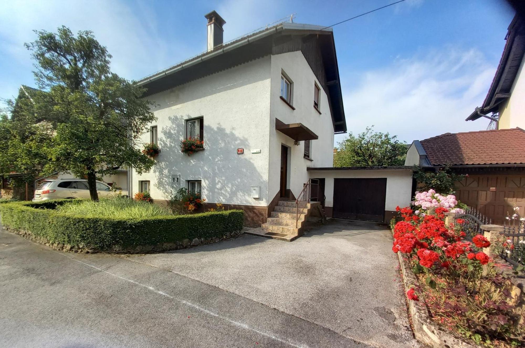 Rooms Apartma Cerknica Exterior photo